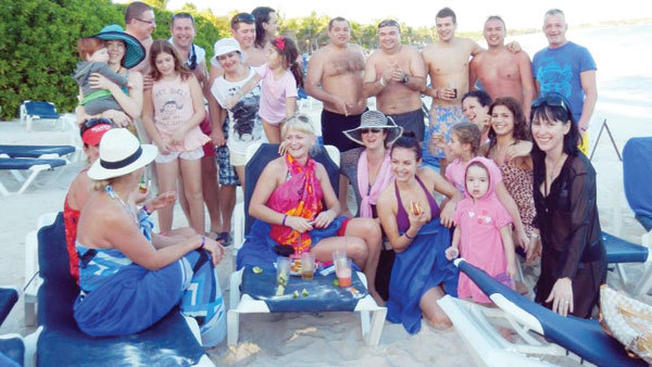 Țucudean și Alvarez s-au apropiat datorită pasiunii pentru "cai putere":** "Hondurianul a pățit-o cu mașina lui! Nu i-a venit să creadă" 