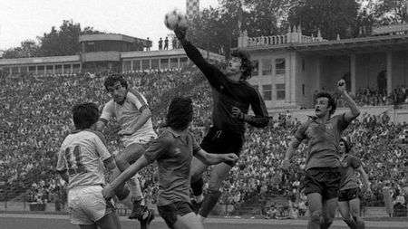 "Eram nașul Stelei în anii '80!"** Vezi ce fostă glorie dinamovistă împlinește azi 55 de ani