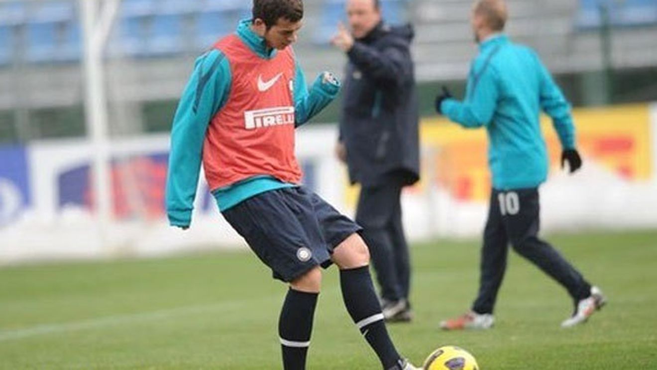 Chivu și Denis Alibec, convocați de Benitez pentru Mondialul Cluburilor!** Vezi tot lotul