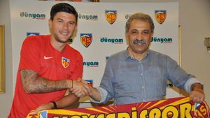 Ar fi fost transferul verii în Liga 1! Oferta refuzată de Săpunaru înainte să semneze cu Kayserispor