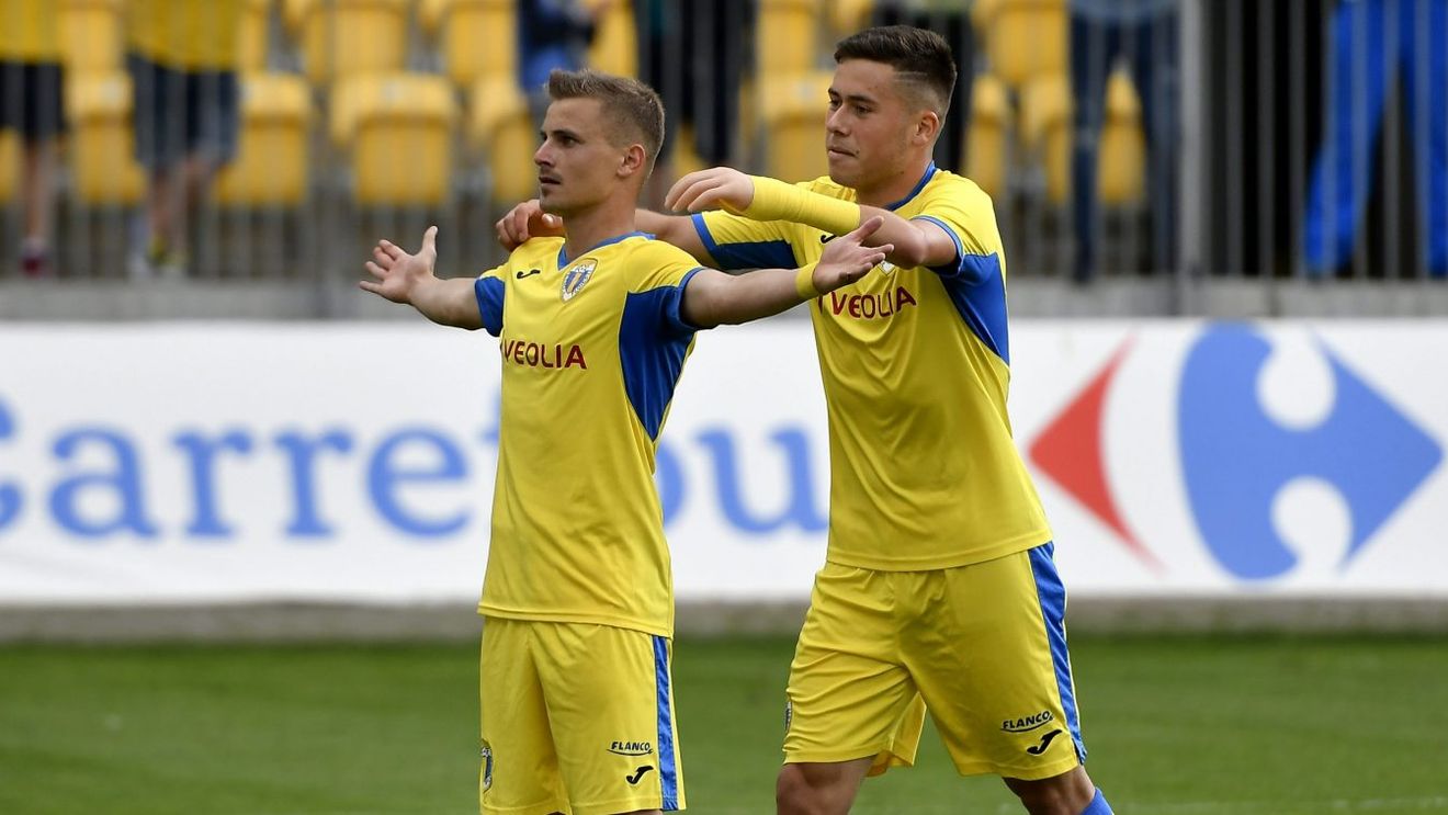 Povestea emoționantă a lui Cosmin Lambru, fotbalistul de 21 de ani care și-a pierdut mâna și a devenit golgheter. „Șoferul nu știa că sunt între tir și țeava de gaze!”