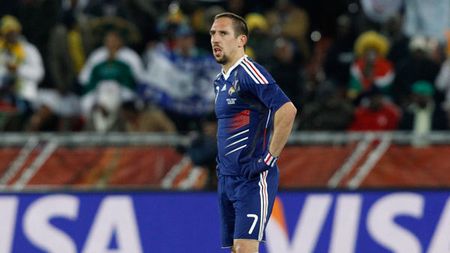 Adieu, "les bleus"! Franța, de doi bani speranțe pentru optimi