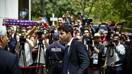 FOTO | Madrilenii au împânzit Lisabona. Peste 200.000 de fani ai celor de la Real și Atletico vor fi prezenți în capitala Portugaliei