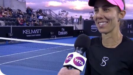 "Miki" Buzărnescu visează cu ochii deschiși, după o lecție învățată la Australian Open 2017: "Când visezi noaptea ceva, nu se întâmplă. Mama și tata au crezut mereu că, odată și odată, o să reușesc și eu, garantat. Dar eu nu prea credeam, nu eram sigură că pot". ORA primei finale a carierei