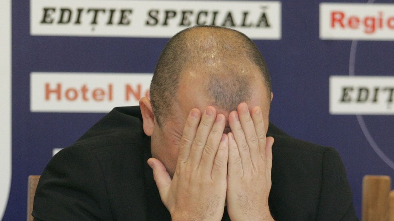 "Ce? Sunt eu de vină că DNA-ul a interceptat convorbirile?"