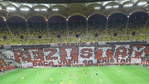 Ședință la Săftica. Galeria lui Dinamo a mers în cantonament pentru a discuta cu Flavius Stoican: "Am vrut să auzim de la el ce i-au transmis conducătorii"