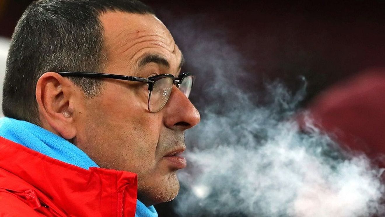 Inedit! VIDEO | Pentru Sarri, cu dedicație. Ce cadou a primit antrenorul lui Chelsea, după ce a câștigat Europa League