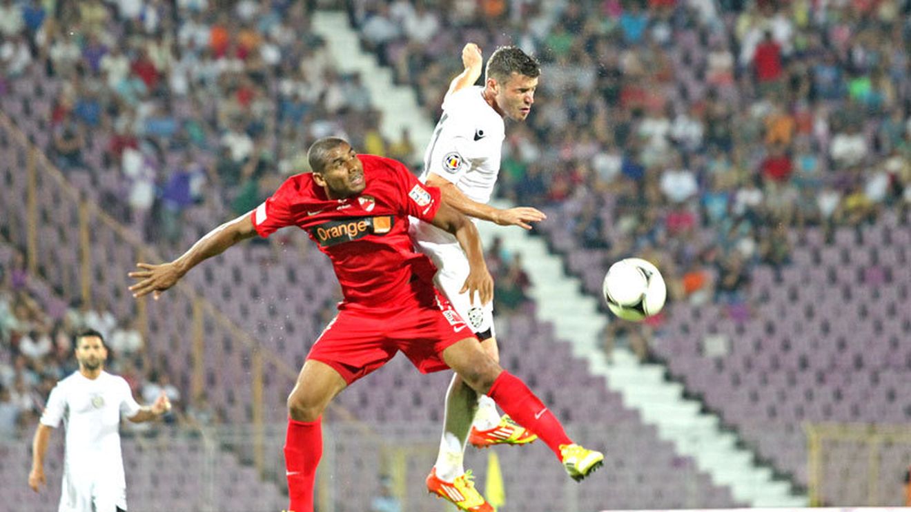 De ce nu mai joacă Elton la Dinamo? Flavius Stoican face lumină