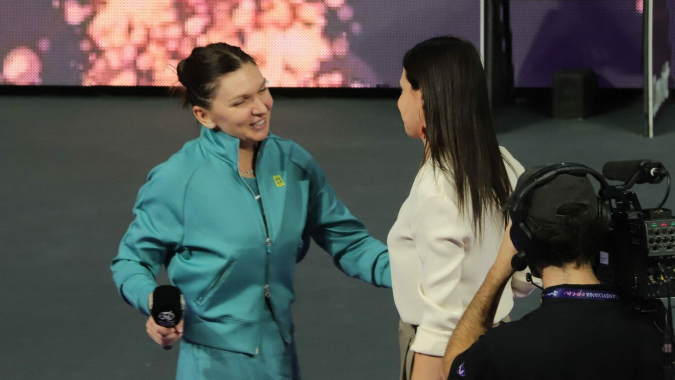 Ce se întâmplă în vestiarul femeilor la tenis, prin care au trecut și Simona Halep sau Sorana Cîrstea: „Toate se vorbesc pe la spate”