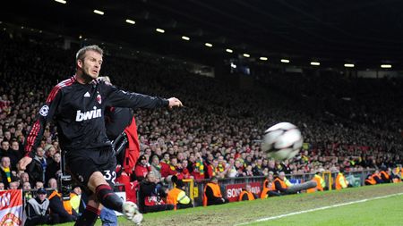 Beckham a fost distrus când a aflat că fiul său e FAN al "tunarilor":** "Eram disperat! Respect Arsenal, dar nu pot fi suporterul lor"