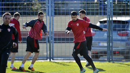 Speranțe pentru "câini":** "A fost achitată luna octombrie, mai rămân două luni. Jucătorii își vor vedea de treabă"