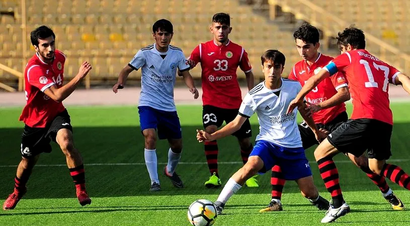 Faza pe care nu credeai că o să o vezi vreodată pe un teren de fotbal! Caz unic | VIDEO