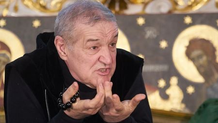 Gigi Becali i-a făcut praf, cu nume, pe doi fotbaliști de la FCSB: „A dat toate pasele la adversar”