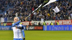 Prima despărțire de CS U Craiova. Pleacă după patru ani și vorbește frumos despre Liga 1 în presa din țara natală: "Nu este termen de comparație"