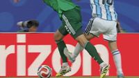 Au cerut cartonaș roșu pentru Leo Messi! Fază controversată în Argentina – Algeria 3-0, la Campionatul Mondial 2026
