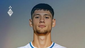 Au descoperit că e pro-Rusia! Imaginile de pe contul lui Vladislav Blănuță aruncă în aer transferul de la Dinamo Kiev
