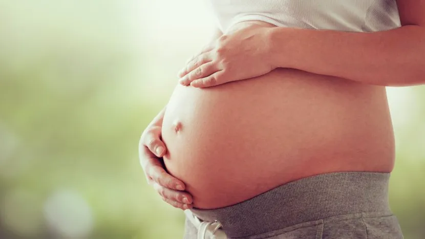 O femeie din Iași i-a uluit pe medici! Cât s-a îngrășat în timpul sarcinii