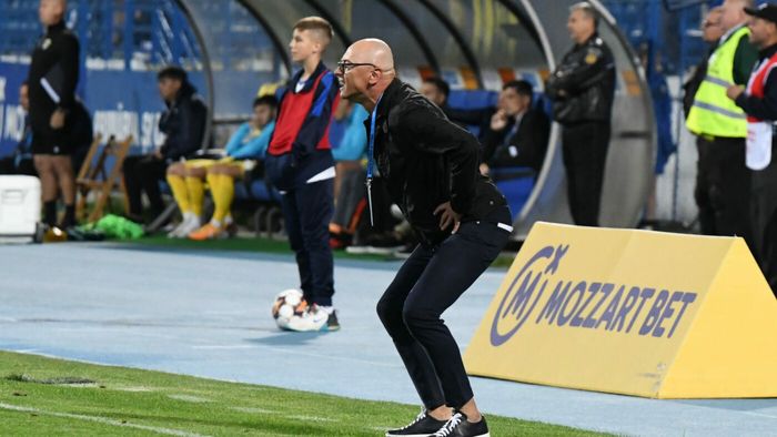 Leo Grozavu a explicat potopul de înjurături la adresa lui Cătălin Itu: „Suntem la fotbal, nu la Seminarul Teologic sau la Academia Română”. Antrenorul lui Poli Iași, scuze după declarațiile care i-au pus fanii în cap