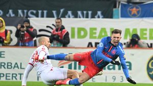 Gigi Becali l-a scos la pauză pe Andrei Gheorghiță pentru că l-a nemulțumit în FCSB - Dinamo 2-1: „De asta a fost schimbat!”