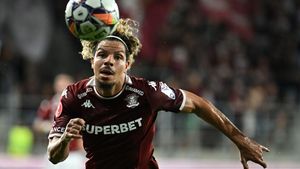 Papeau, confuz după despărțirea de Rapid: „Am vorbit cu Șumudică”