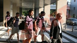 FOTO Ujpest a ajuns la București cu o întârziere de peste trei ore!** McStay: "Nu vom fi afectați!"