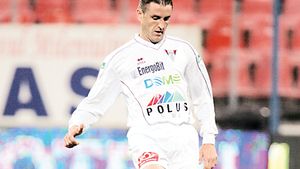 Vasile Jula: "CFR o bate cu 2-0 pe Gloria"