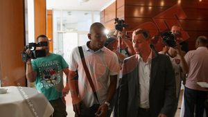 Oficial!** Marcos Antonio a semnat pe 3 ani cu Rapid! Dinu Gheorghe: "E un jucător valoros!"