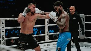 Ștefan Lătescu, prima reacție după înfrângerea în fața campionului mondial din Glory: „Promit că mă întorc mult mai puternic. Nu am obținut nimic gratis, totul a fost prin muncă și sacrificii”