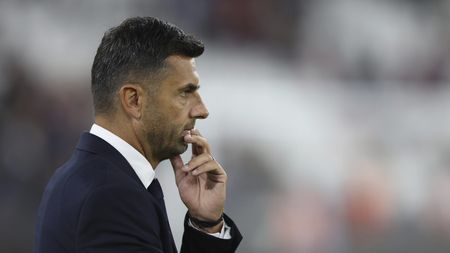 Nicolae Dică, îngrijorat înainte de Universitatea Craiova - FCSB: „Se văd niște lucruri de când a venit Mirel Rădoi acolo”. La ce capitol excelează oltenii