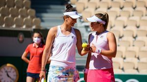 Irina Begu, singura reprezentantă a României rămasă în cursă la Roland Garros după ce Horia Tecău a pierdut în sferturi la dublu! Programul zilei de miercuri, 9 iunie