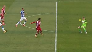 Dinamo a învățat codul Morsay! Atacantul a marcat la Iași al doilea gol consecutiv în Liga 1. Inspirație incredibilă a lui Dusan Uhrin | FOTO & VIDEO