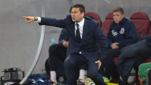 Costea nu e singurul "rebel" de la Steaua, iar Stan o recunoaște!** Cu ce probleme se 'luptă' Iliesta și ce jucător-REVELAȚIE l-a uimit la antrenament