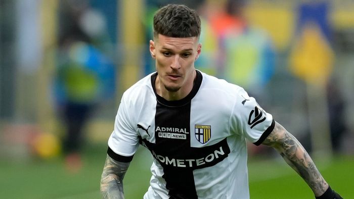 La Nazione a scris despre transferul lui Dennis Man la Fiorentina. Diferența de bani ucide afacerea: "Se complică"