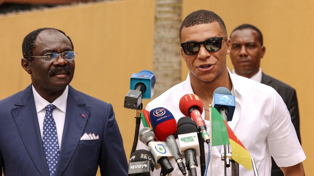 Jurnaliștii l-au „prins” pe Kylian Mbappe în… Camerun! Ce reacție a avut când a fost întrebat: „Unde vei juca în sezonul următor?”