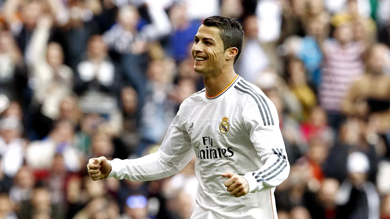 Cristiano Ronaldo a fost ales de revista World Soccer cel mai bun fotbalist din lume în 2013