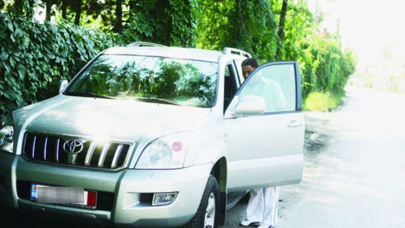 În 2011 Perjă și-a găsit singur mașina furată, iar de atunci se judecă pentru ea