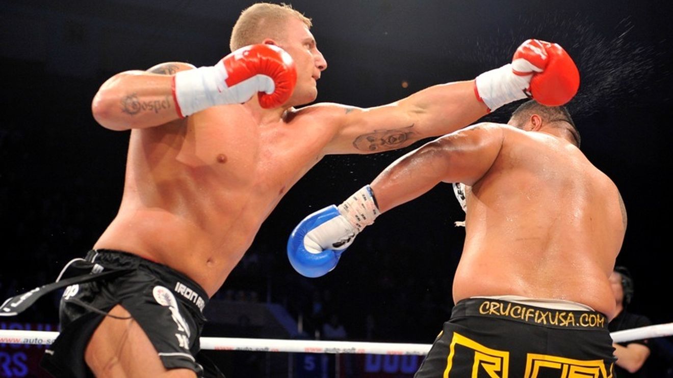 Patru români, în gala Superkombat World Grand Prix Reșița din 12 aprilie