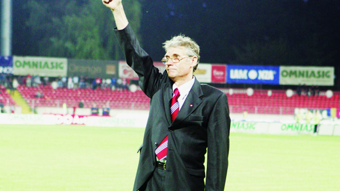 "Mă întorc în iarbă!"** Dudu Georgescu i-a luat frica lui Dănciulescu și vrea să semneze cu un club de Liga 1 :)