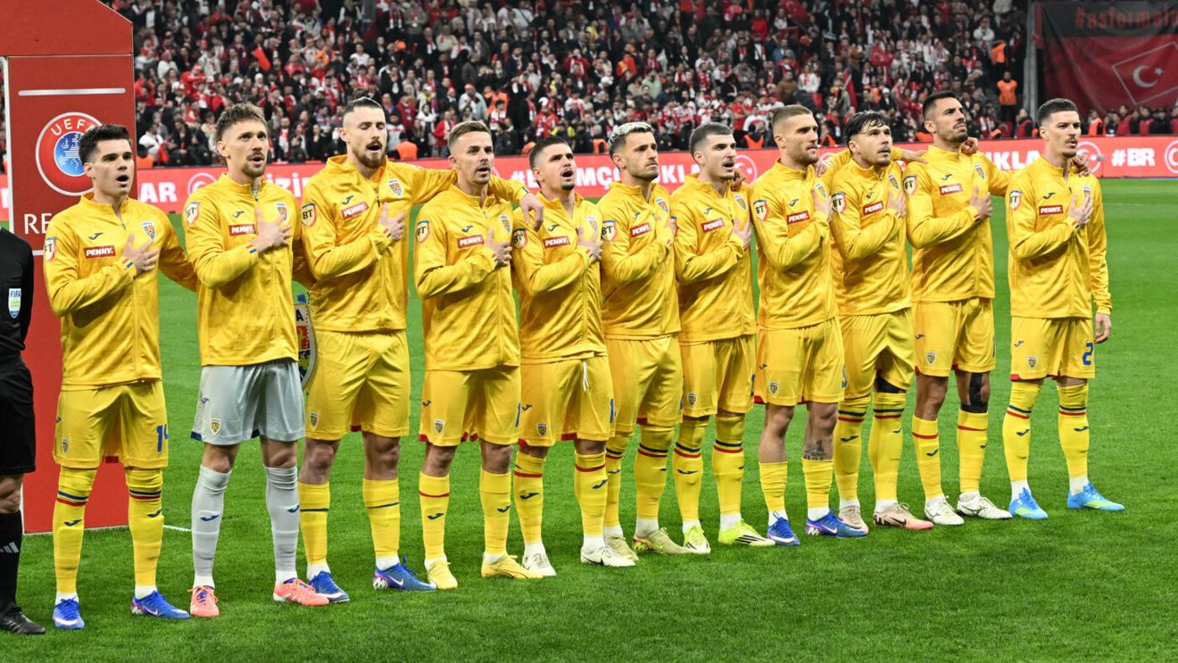 BEZNĂ pe cerul României! Câte stele a primit fiecare fotbalist al naționalei după înfrângerea cu Turcia și cine rămâne cu „garsonieră”