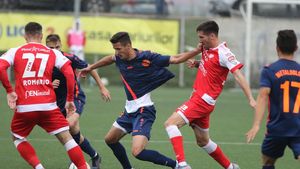 Liderul s-a încurcat pe sinteticul din Pantelimon. Măldărăşanu l-a ţinut în şah pe Balint. Ce va face Pancu? Cronica partidei Metaloglobus - UTA