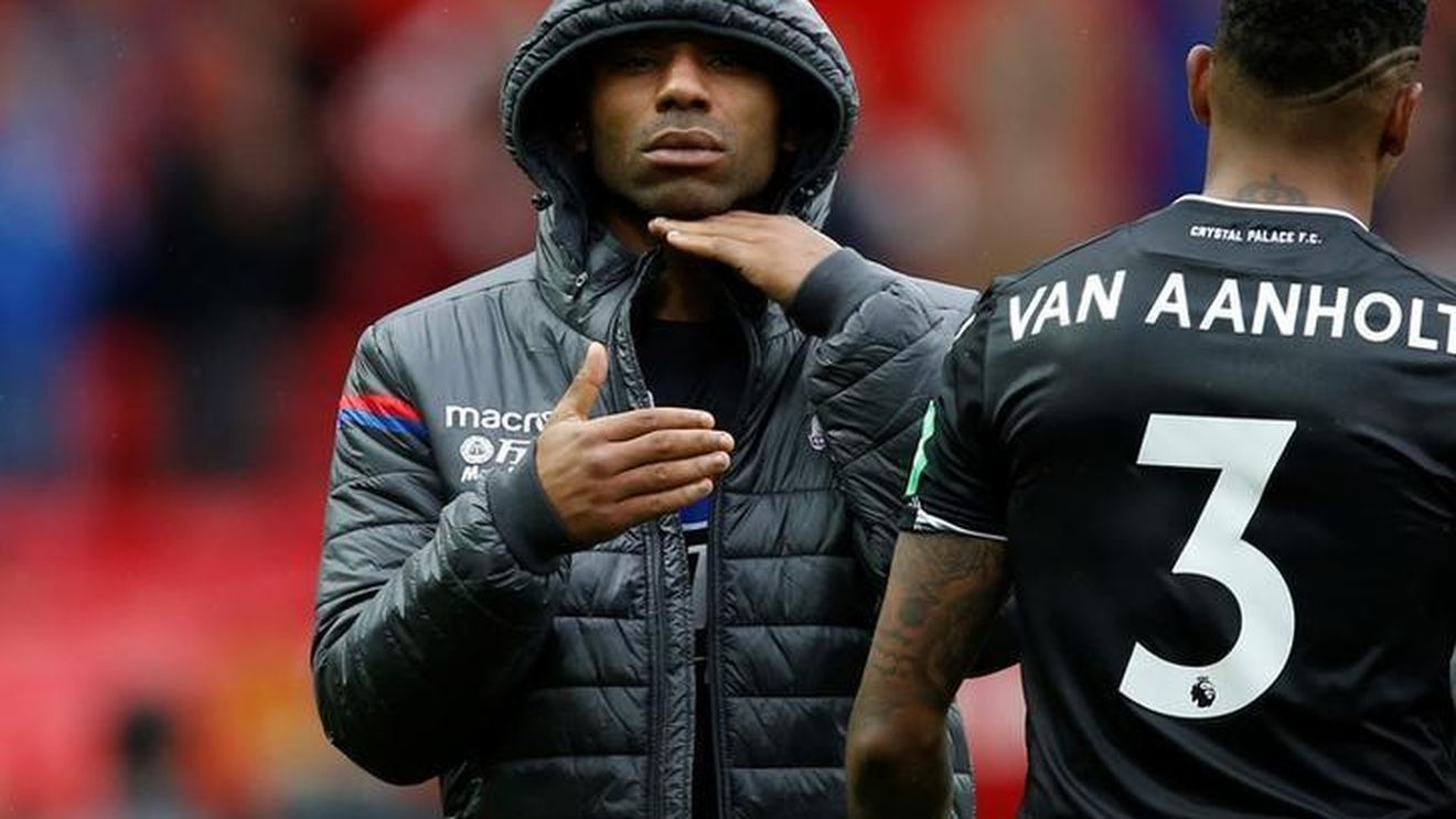 Căpitanul undei echipe din Premeir League, reținut de poliție pentru posesie de armă