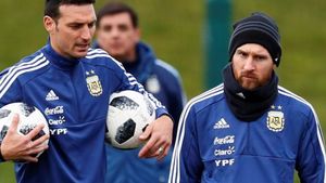 Selecționerul Argentinei a fost dus de urgență la spital, după ce a fost lovit de o mașină. În ce stare se află