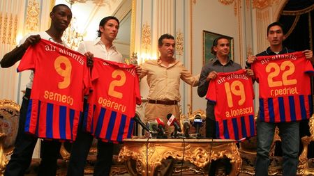 "În loc să ia 3 jucători buni, Becali a adus 10 proști!"