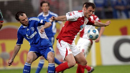 Decizie istorică! **Cottbus le returnează fanilor banii pe bilete, din cauza jocului jenant al echipei!