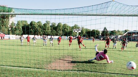 "Penalty + Cadu = titlu"