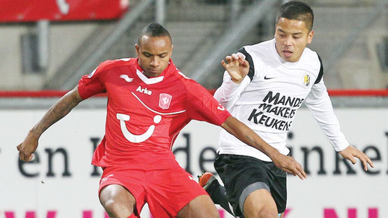 Twente dă vina pe "efectul McClaren" pentru succesul categoric din primul meci al returului:** 5-0 cu Waalwijk