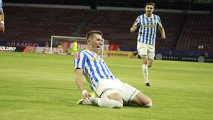 Din Liga 3 în Superliga! Leo Grozavu își pune mari speranțe în noul atacant de la Poli Iași. „A fost cadoul perfect” | EXCLUSIV