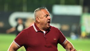 „M-au felicitat mai mulți steliști și dinamoviști decât rapidiști!”. Antrenorul momentului în Liga 1, Mihai Iosif, asaltat după victoria cu FCSB: „Mi-am închis telefonul”