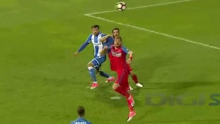 Verdictul fostului număr 1 din arbitraj în faza-cheie de la Craiova - FCSB: "A fost penalty la ținerea lui Enache!". Asemănarea cu faza din etapa trecută, când FCSB a primit 11 metri cu Astra