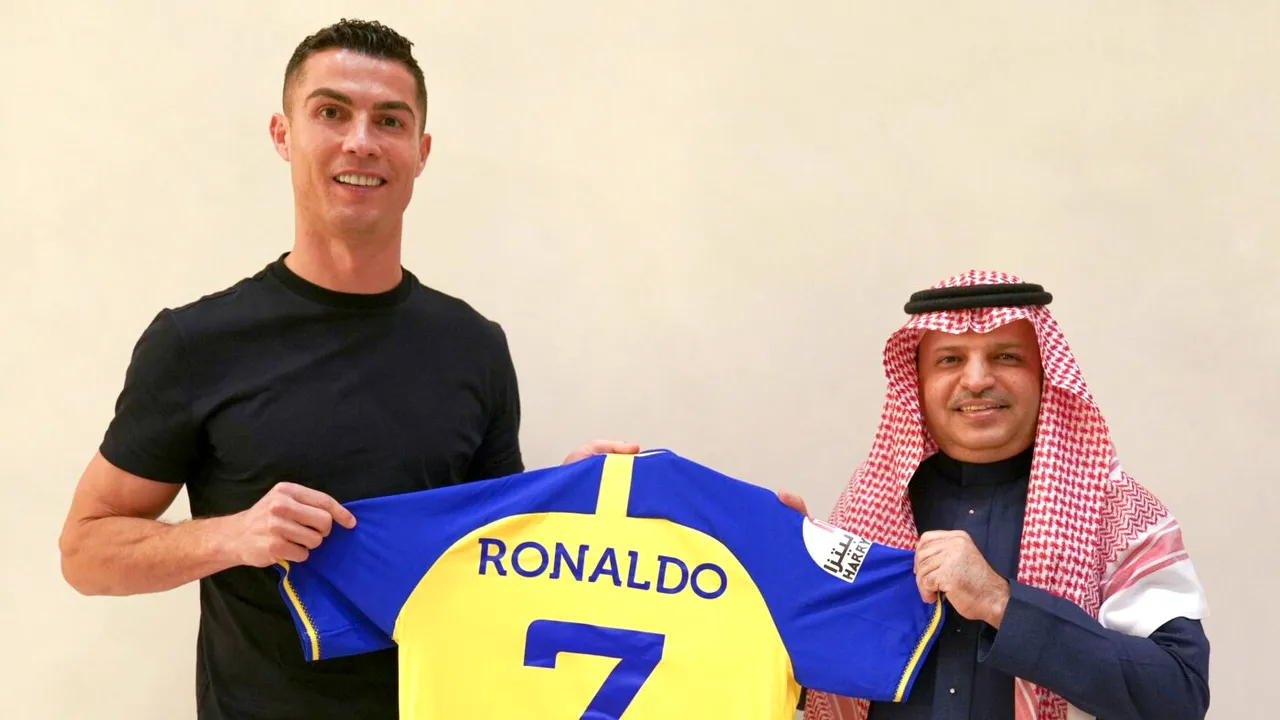 E oficial: Cristiano Ronaldo a semnat cu Al-Nassr! Prima reacție a portughezului: „O nouă experiență!”. Ce sumă uriașă va încasa în Arabia Saudită